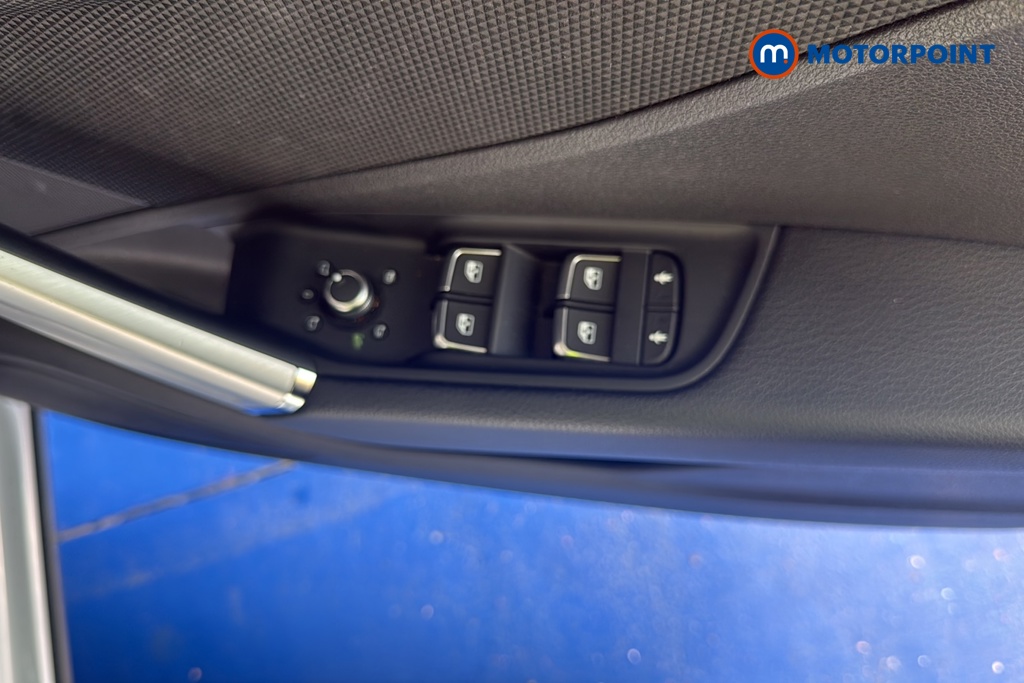 Audi Q2 S Line Automatic Petrol SUV - Stock Number (1661619) - 19th supplementary image