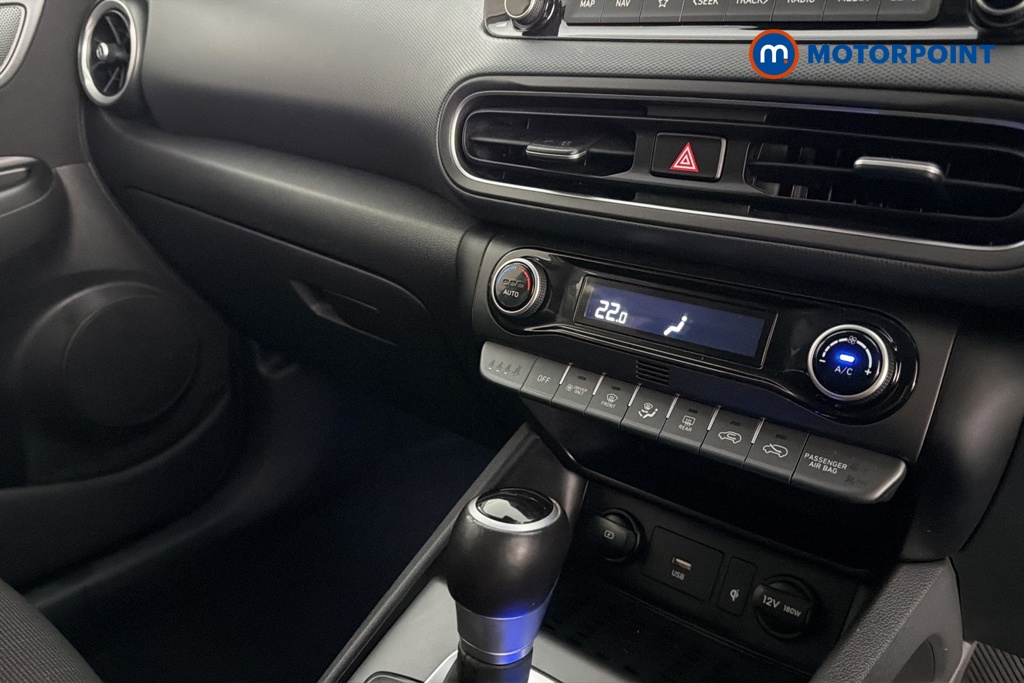 Hyundai Kona Premium Automatic Petrol-Electric Hybrid SUV - Stock Number (1666852) - 12th supplementary image