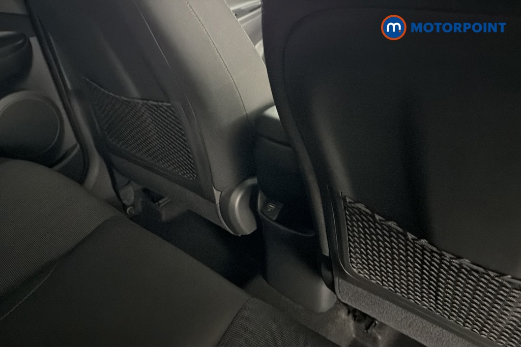 Hyundai Kona Premium Automatic Petrol-Electric Hybrid SUV - Stock Number (1666852) - 28th supplementary image