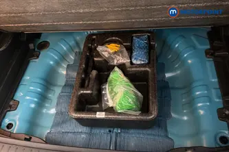 Hyundai Kona Premium Automatic Petrol-Electric Hybrid SUV - Stock Number (1666852) - 33rd supplementary image