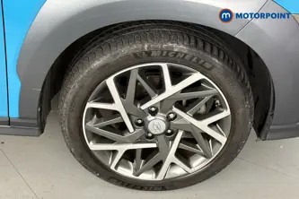 Hyundai Kona Premium Automatic Petrol-Electric Hybrid SUV - Stock Number (1666852) - 47th supplementary image