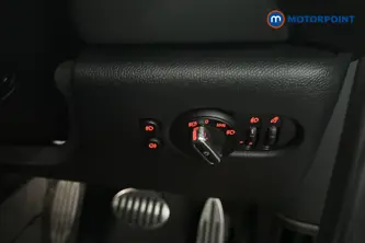 Mini Hatchback Cooper Sport Automatic Petrol Hatchback - Stock Number (1668432) - 11th supplementary image