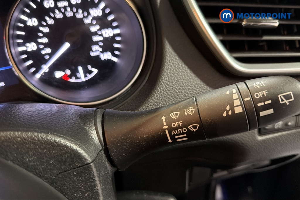 Nissan Qashqai Acenta Premium Manual Diesel SUV - Stock Number (1668727) - 6th supplementary image