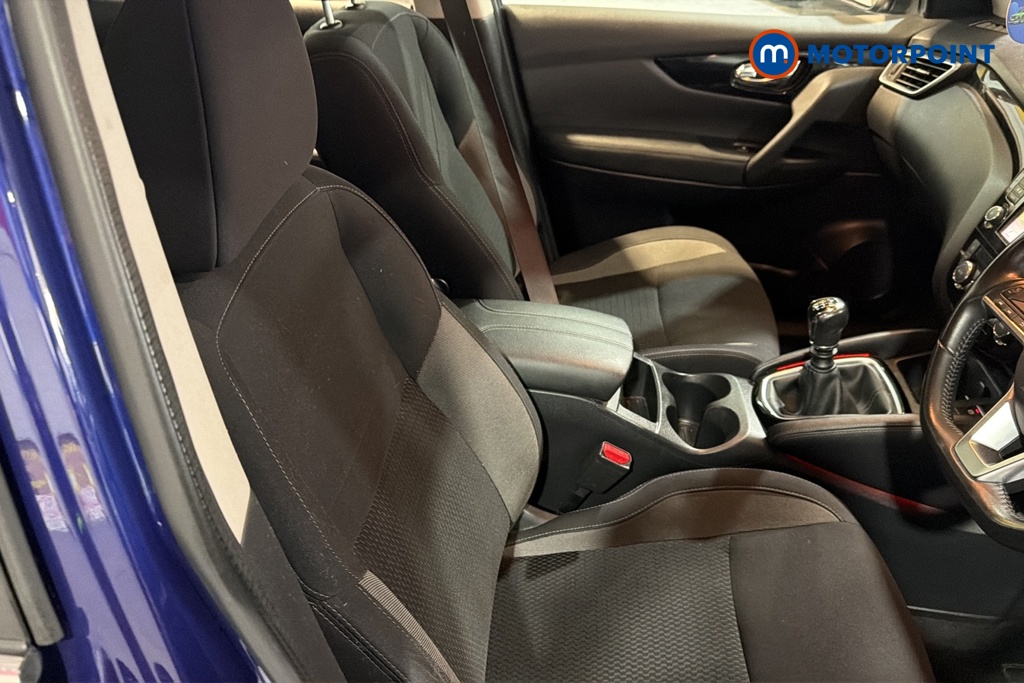 Nissan Qashqai Acenta Premium Manual Diesel SUV - Stock Number (1668727) - 22nd supplementary image