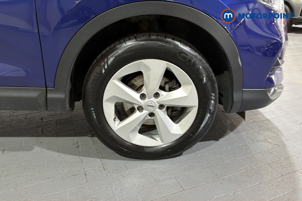 Nissan Qashqai Acenta Premium Manual Diesel SUV - Stock Number (1668727) - 44th supplementary image