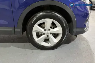 Nissan Qashqai Acenta Premium Manual Diesel SUV - Stock Number (1668727) - 44th supplementary image