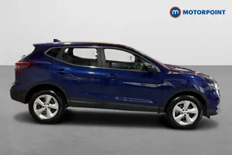 Nissan Qashqai Acenta Premium Manual Diesel SUV - Stock Number (1668727) - Passenger side