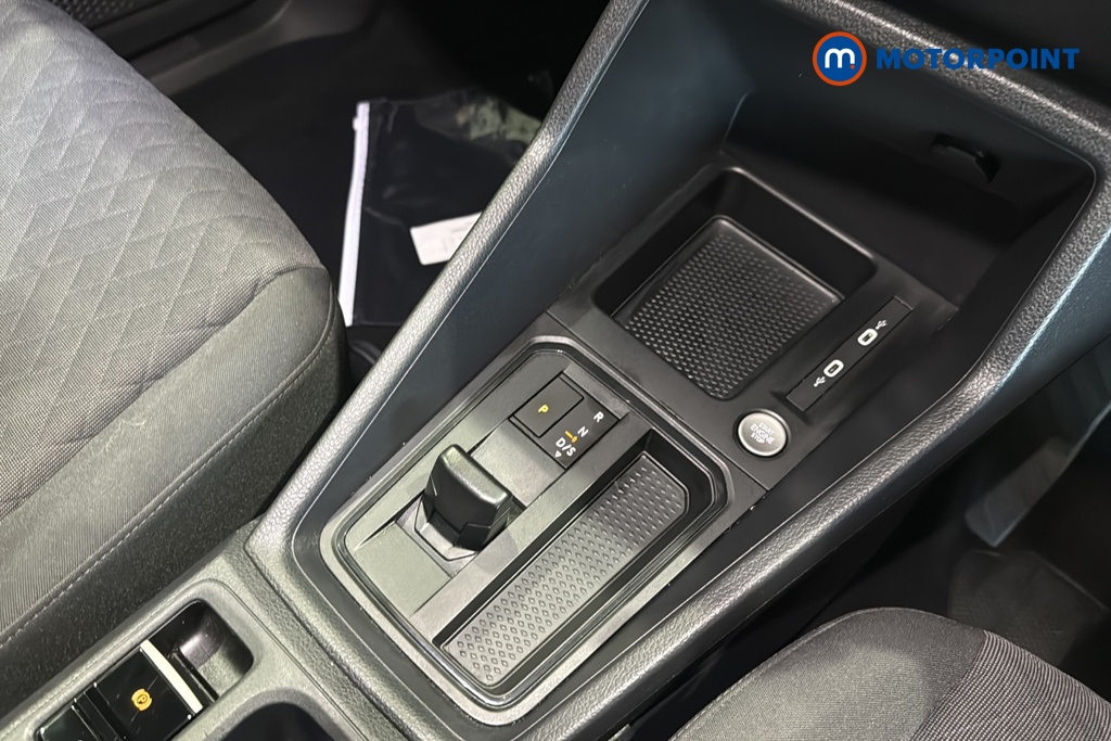 Volkswagen Caddy Maxi Life Automatic Petrol People Carrier - Stock Number (1673959) - 15th supplementary image