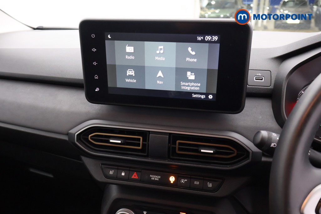 Dacia Sandero Stepway Extreme Manual Petrol Hatchback - Stock Number (1674729) - 11th supplementary image