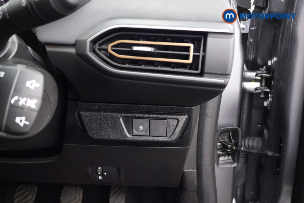 Dacia Sandero Stepway Extreme Manual Petrol Hatchback - Stock Number (1674729) - 19th supplementary image