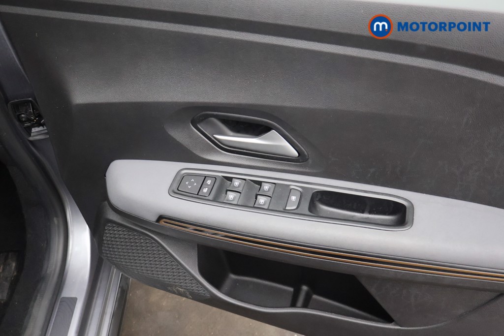 Dacia Sandero Stepway Extreme Manual Petrol Hatchback - Stock Number (1674729) - 21st supplementary image