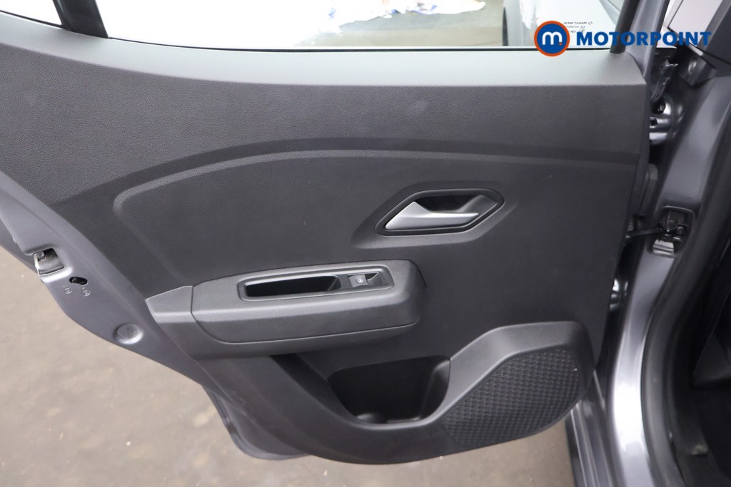 Dacia Sandero Stepway Extreme Manual Petrol Hatchback - Stock Number (1674729) - 27th supplementary image