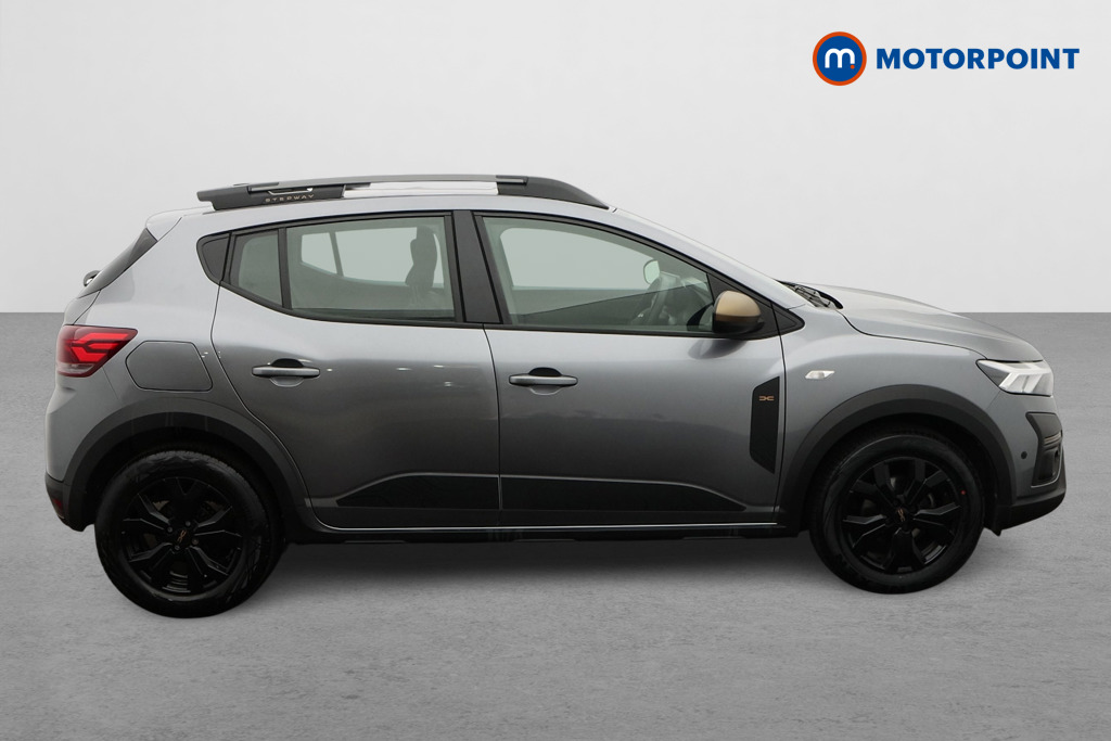 Dacia Sandero Stepway Extreme Manual Petrol Hatchback - Stock Number (1674729) - Drivers side