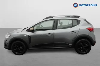 Dacia Sandero Stepway Extreme Manual Petrol Hatchback - Stock Number (1674729) - Passenger side