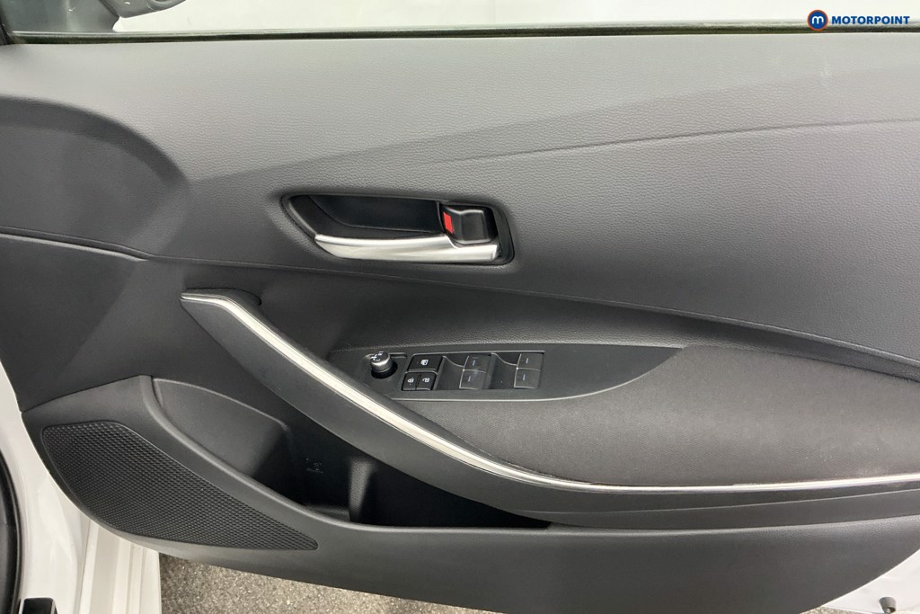 Toyota Corolla Icon Tech Automatic Petrol-Electric Hybrid Hatchback - Stock Number (1675717) - 25th supplementary image