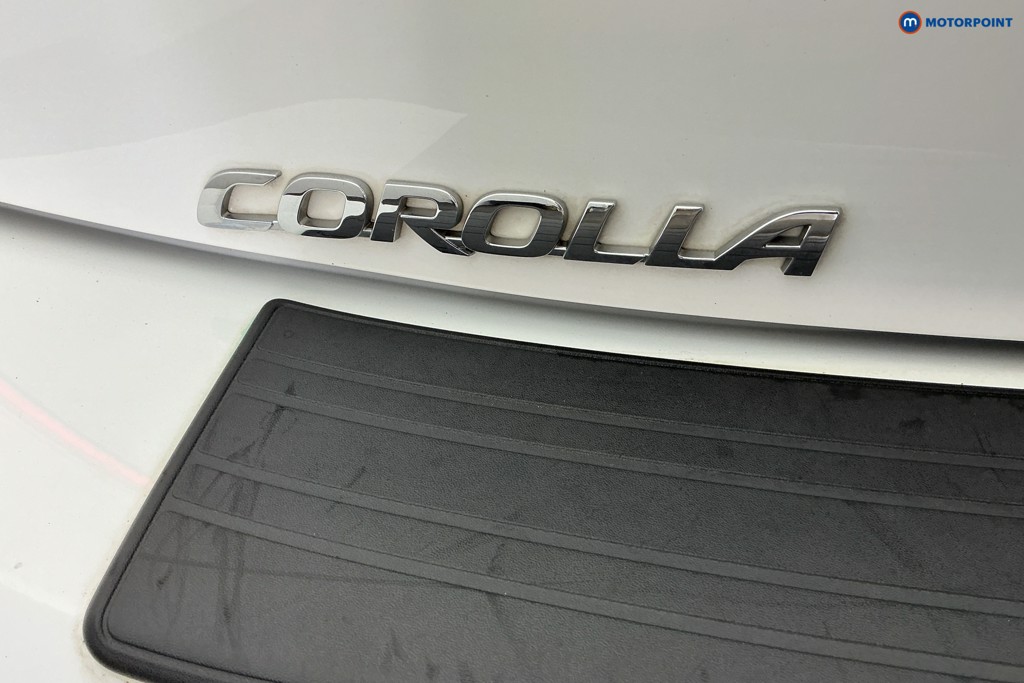 Toyota Corolla Icon Tech Automatic Petrol-Electric Hybrid Hatchback - Stock Number (1675717) - 32nd supplementary image