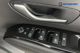 Hyundai Tucson Se Connect Manual Petrol SUV - Stock Number (1676524) - 19th supplementary image