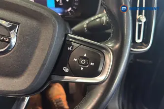 Volvo Xc40 Core Automatic Petrol SUV - Stock Number (1677644) - 3rd supplementary image
