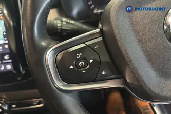 Volvo Xc40 Core Automatic Petrol SUV - Stock Number (1677644) - 4th supplementary image