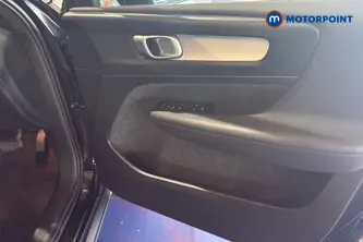Volvo Xc40 Core Automatic Petrol SUV - Stock Number (1677644) - 18th supplementary image