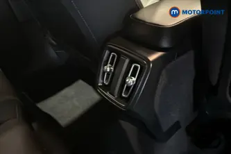 Volvo Xc40 Core Automatic Petrol SUV - Stock Number (1677644) - 28th supplementary image