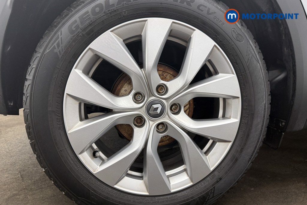 Renault Captur Iconic Manual Petrol SUV - Stock Number (1678396) - 10th supplementary image