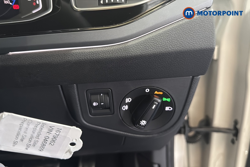 Volkswagen Polo R-Line Automatic Petrol Hatchback - Stock Number (1679062) - 11th supplementary image