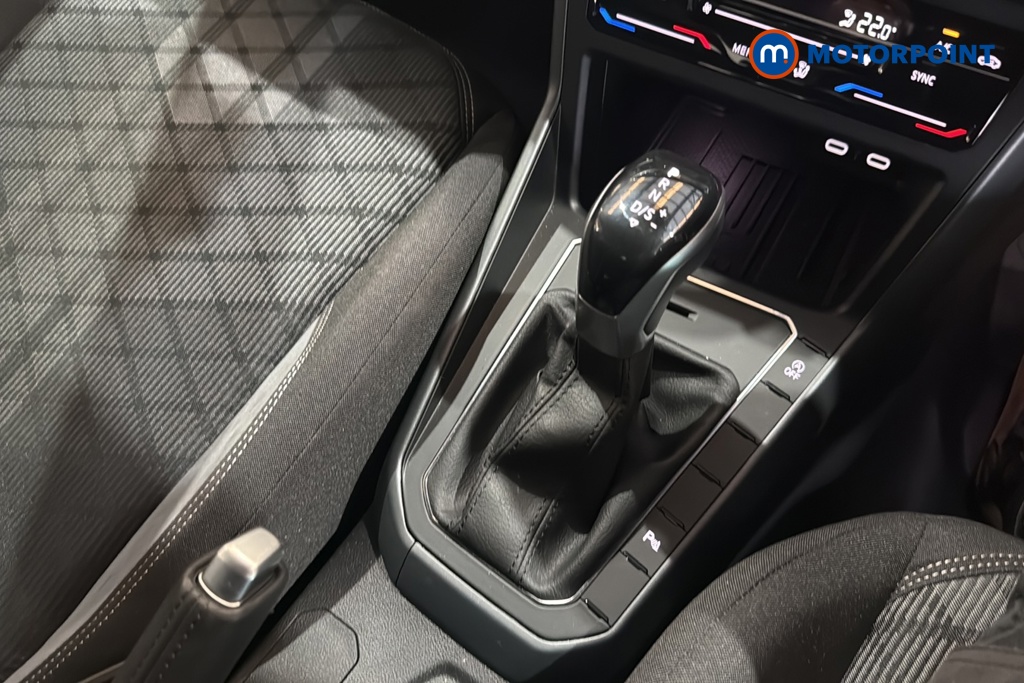 Volkswagen Polo R-Line Automatic Petrol Hatchback - Stock Number (1679062) - 15th supplementary image
