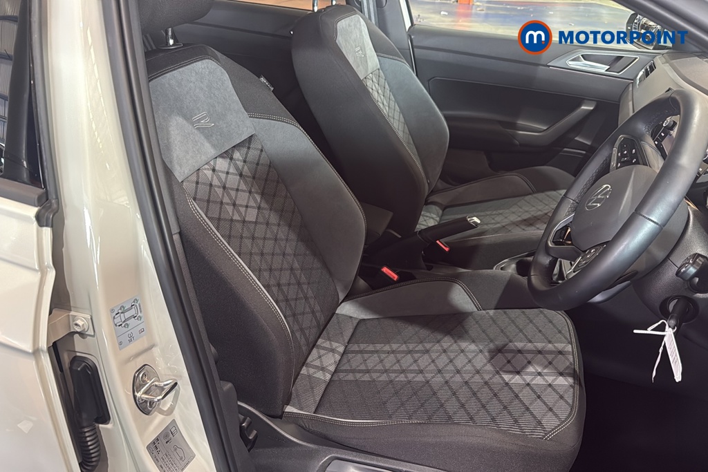 Volkswagen Polo R-Line Automatic Petrol Hatchback - Stock Number (1679062) - 22nd supplementary image