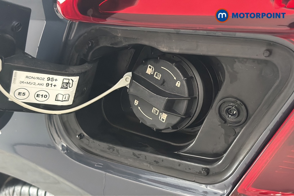 Hyundai I20 Advance Automatic Petrol Hatchback - Stock Number (1679209) - 41st supplementary image