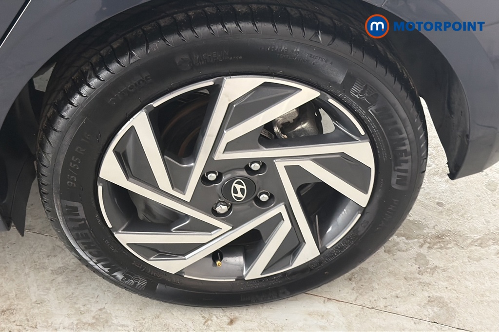Hyundai I20 Advance Automatic Petrol Hatchback - Stock Number (1679209) - 45th supplementary image