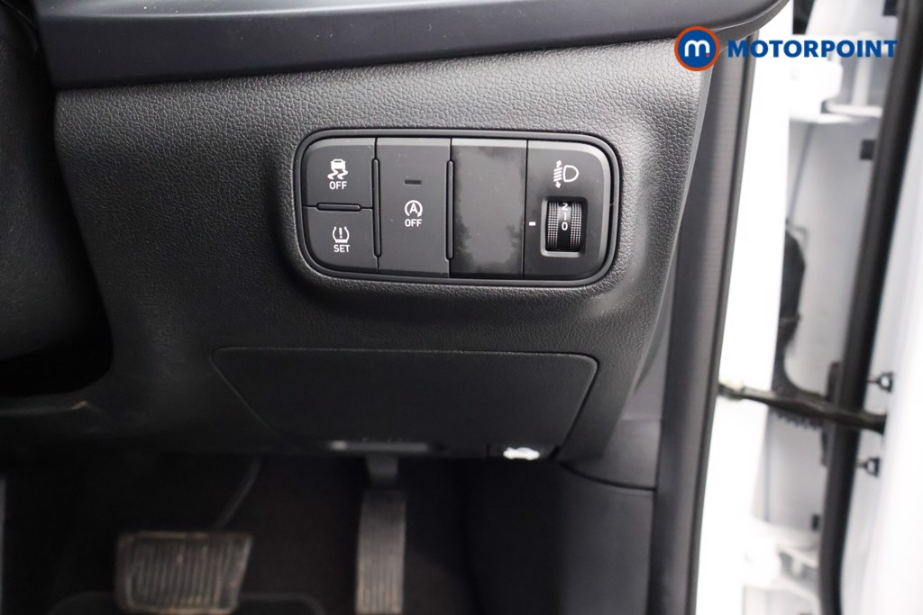 Hyundai I20 Advance Automatic Petrol Hatchback - Stock Number (1679224) - 18th supplementary image
