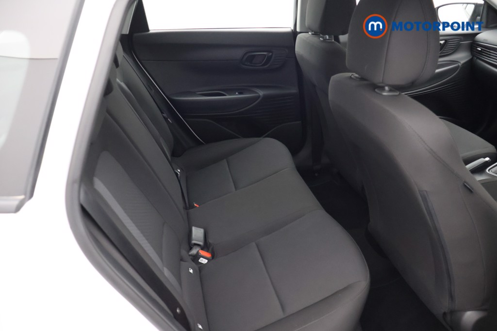 Hyundai I20 Advance Automatic Petrol Hatchback - Stock Number (1679224) - 23rd supplementary image