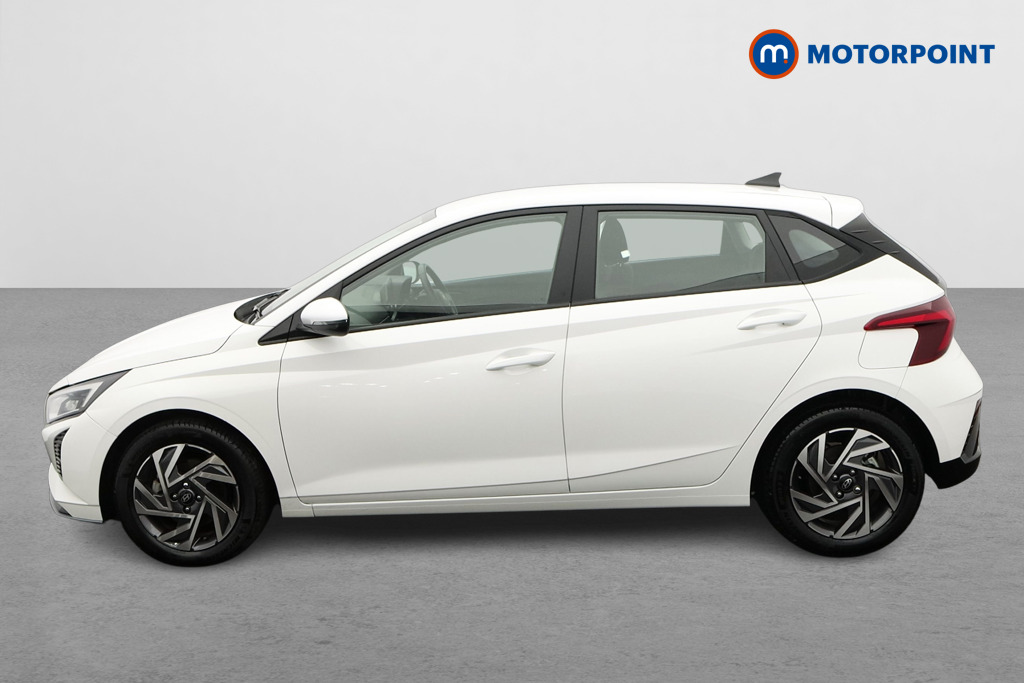 Hyundai I20 Advance Automatic Petrol Hatchback - Stock Number (1679224) - Passenger side