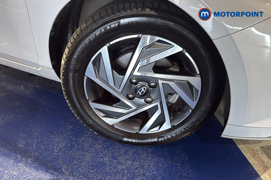 Hyundai I20 Advance Automatic Petrol Hatchback - Stock Number (1679229) - 47th supplementary image