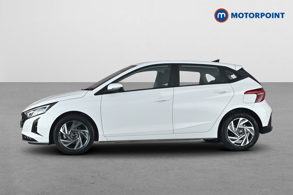 Hyundai I20 Advance Automatic Petrol Hatchback - Stock Number (1679245) - Drivers side