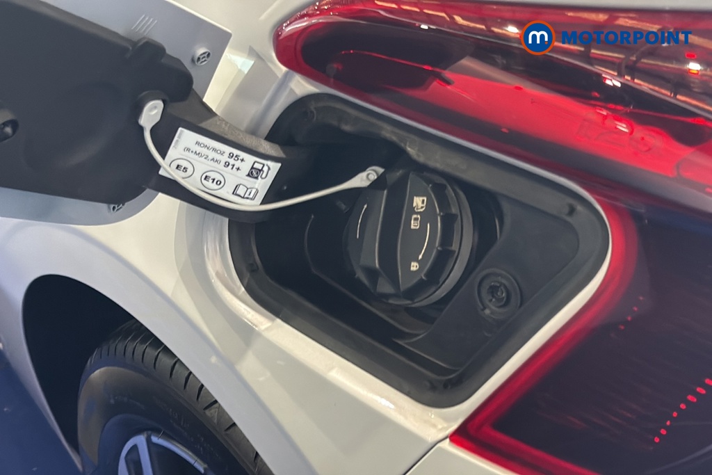 Hyundai I20 Advance Automatic Petrol Hatchback - Stock Number (1679303) - 41st supplementary image