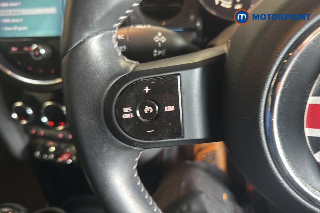 Mini Hatchback Cooper Exclusive Automatic Petrol Hatchback - Stock Number (1679748) - 4th supplementary image
