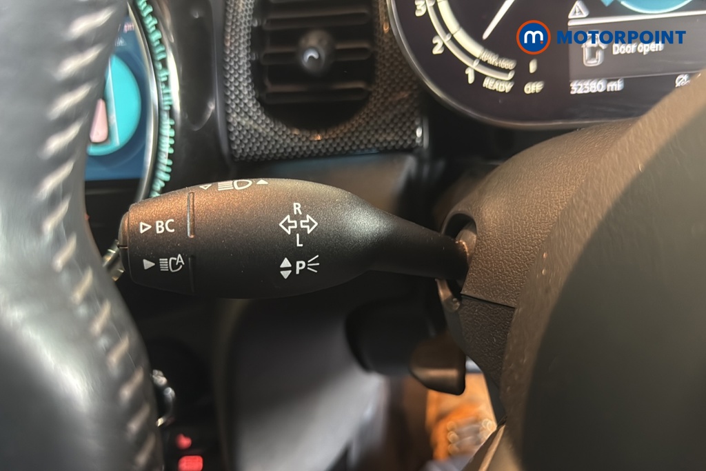 Mini Hatchback Cooper Exclusive Automatic Petrol Hatchback - Stock Number (1679748) - 5th supplementary image