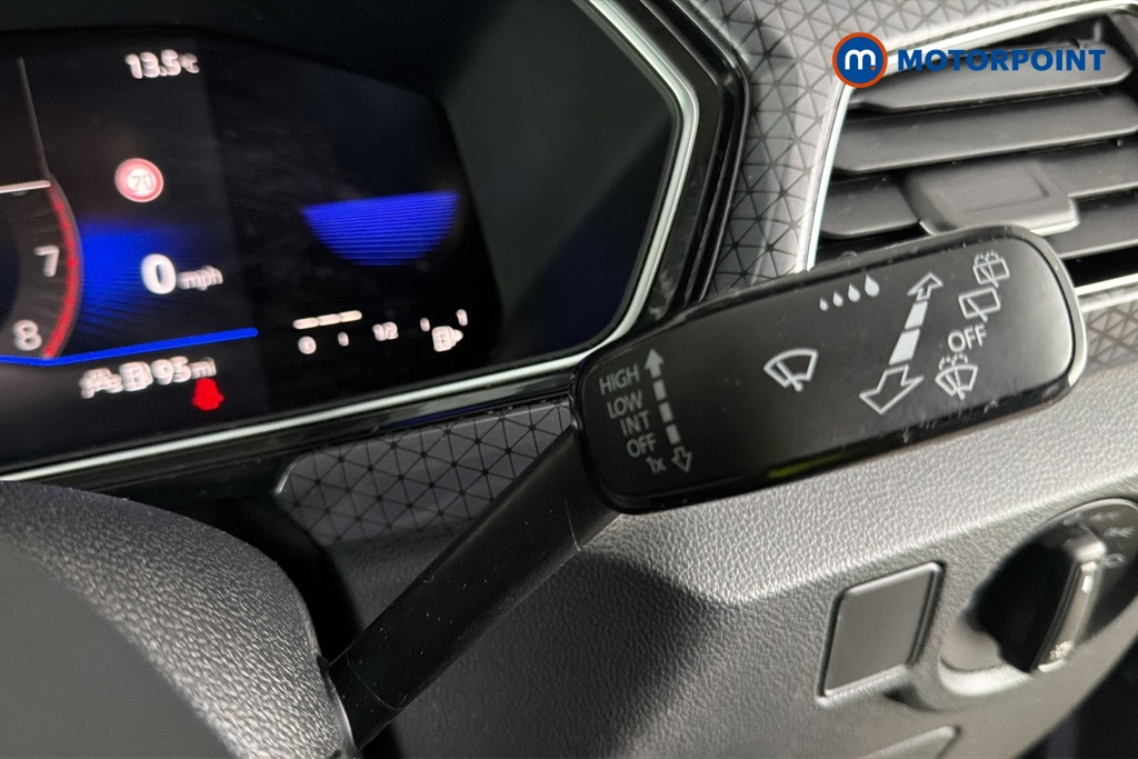 Volkswagen T-Cross SEL Automatic Petrol SUV - Stock Number (1679754) - 6th supplementary image