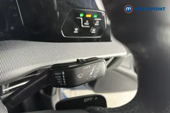 Volkswagen Golf R-Line Automatic Petrol Hatchback - Stock Number (1680210) - 6th supplementary image