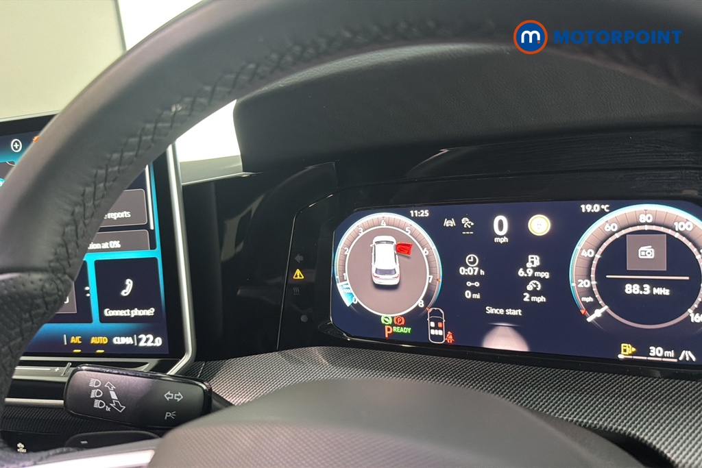 Volkswagen Golf R-Line Automatic Petrol Hatchback - Stock Number (1680210) - 7th supplementary image