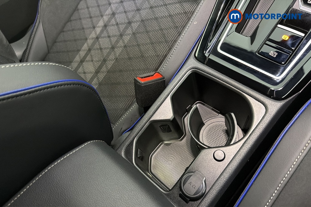 Volkswagen Golf R-Line Automatic Petrol Hatchback - Stock Number (1680210) - 16th supplementary image