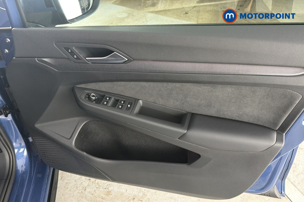 Volkswagen Golf R-Line Automatic Petrol Hatchback - Stock Number (1680210) - 18th supplementary image