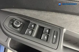 Volkswagen Golf R-Line Automatic Petrol Hatchback - Stock Number (1680210) - 19th supplementary image
