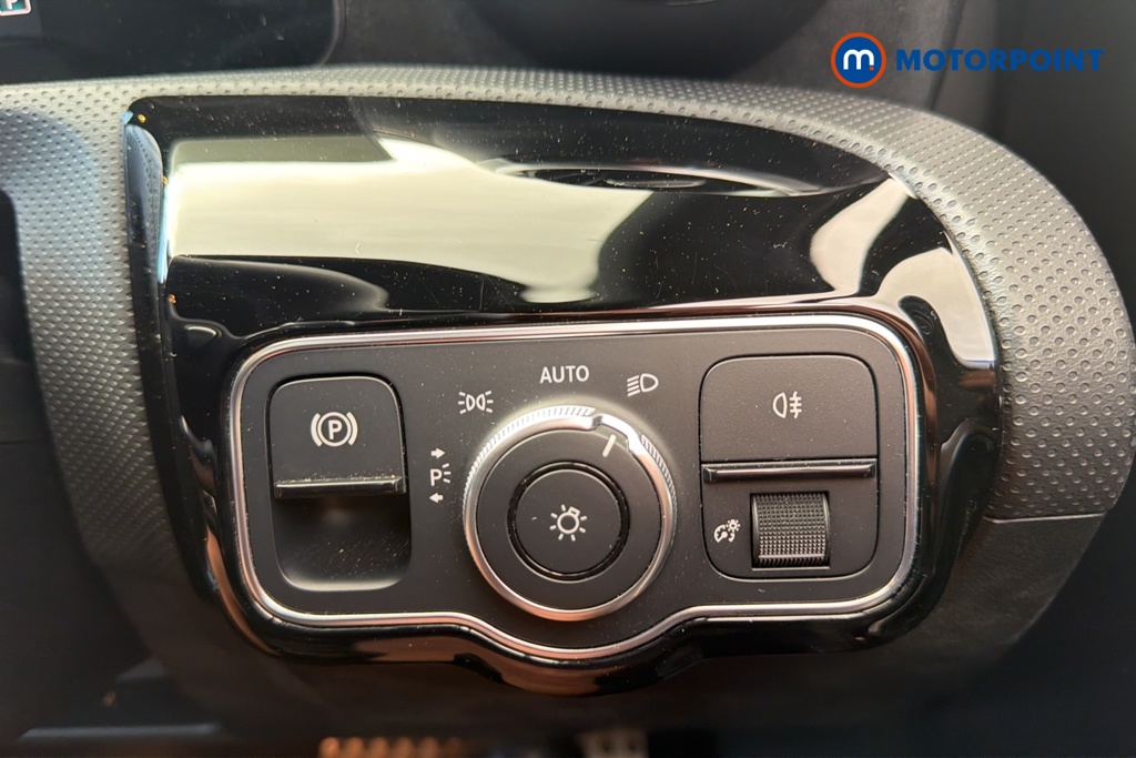 Mercedes-Benz A Class Amg Line Automatic Petrol Hatchback - Stock Number (1680405) - 11th supplementary image