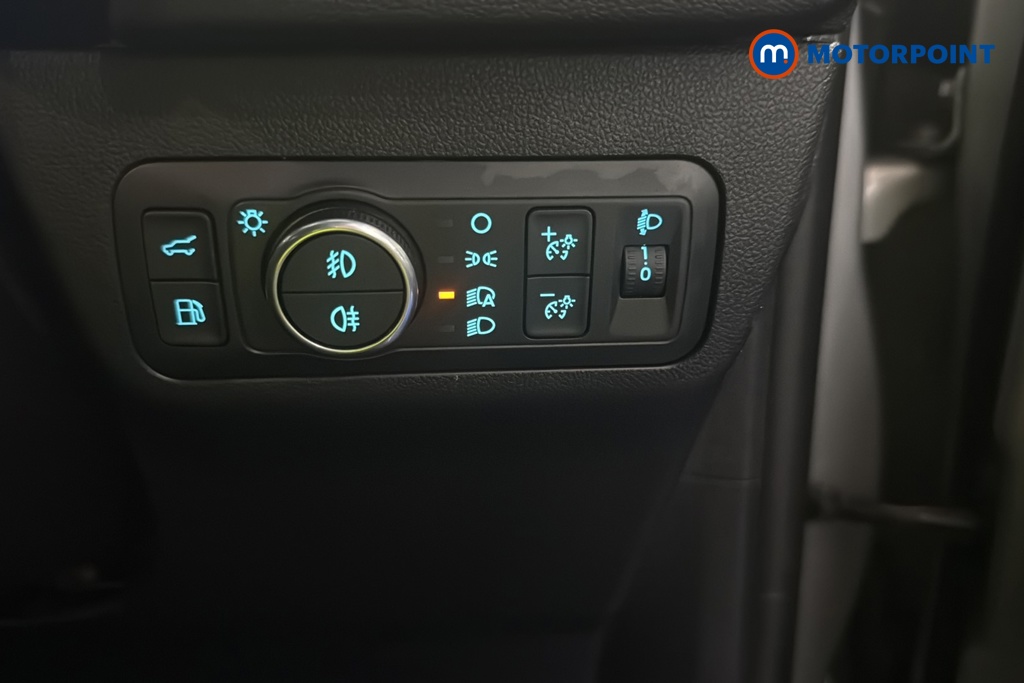 Ford Kuga St-Line Edition Automatic Petrol Plug-In Hybrid SUV - Stock Number (1680431) - 11th supplementary image