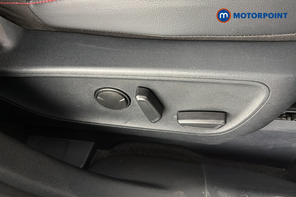 Ford Kuga St-Line Edition Automatic Petrol Plug-In Hybrid SUV - Stock Number (1680568) - 23rd supplementary image