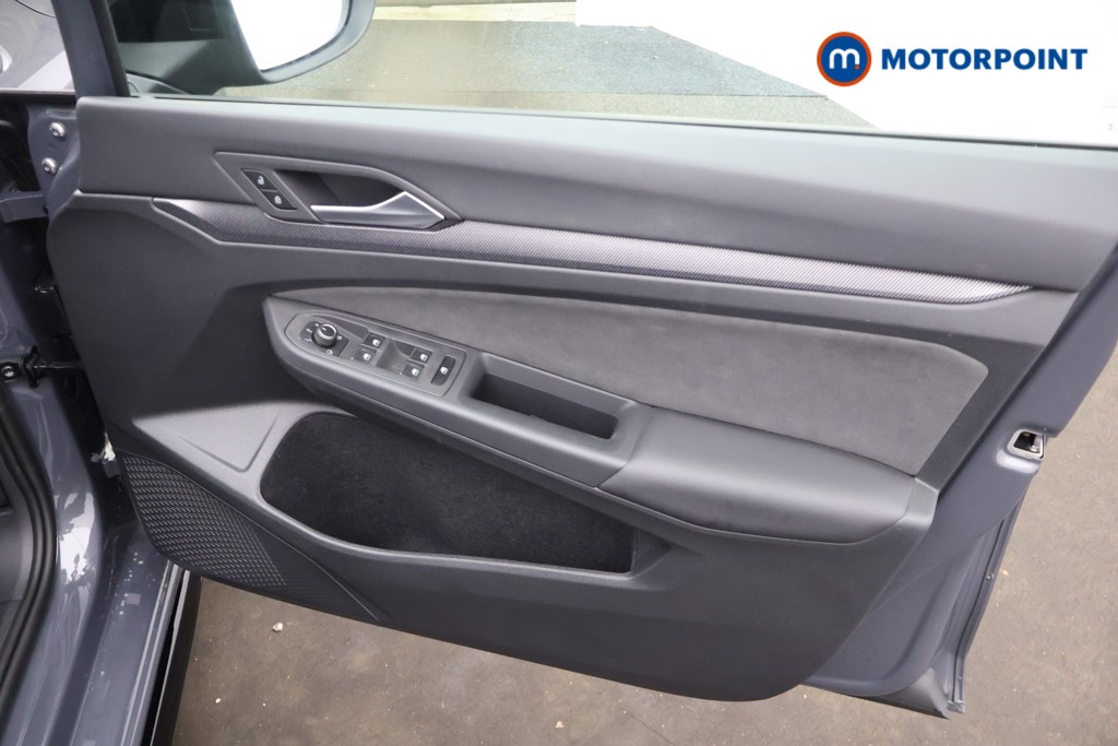 Volkswagen Golf Black Edition Automatic Petrol Hatchback - Stock Number (1681449) - 19th supplementary image