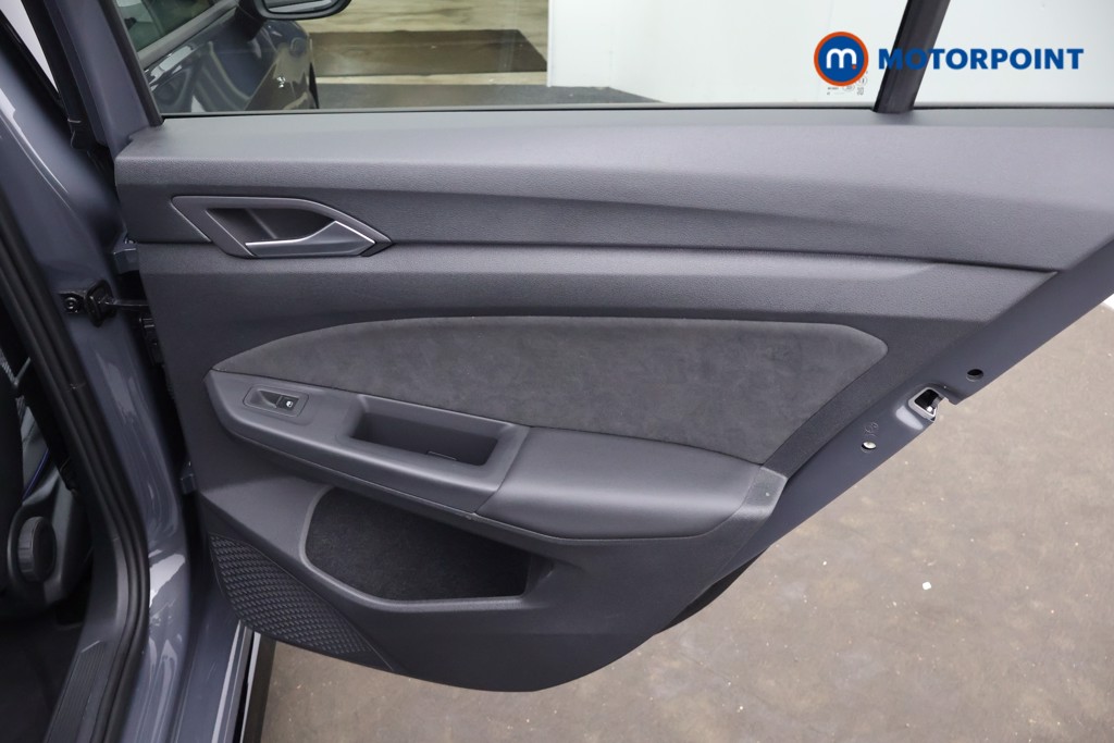 Volkswagen Golf Black Edition Automatic Petrol Hatchback - Stock Number (1681449) - 23rd supplementary image